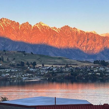 Lakeview Home Retreat At Queenstown Hill Zewnętrze zdjęcie